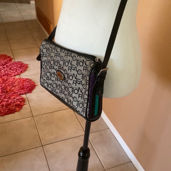 Shoulder bag by Kenneth Cole - Picture 1 of 2